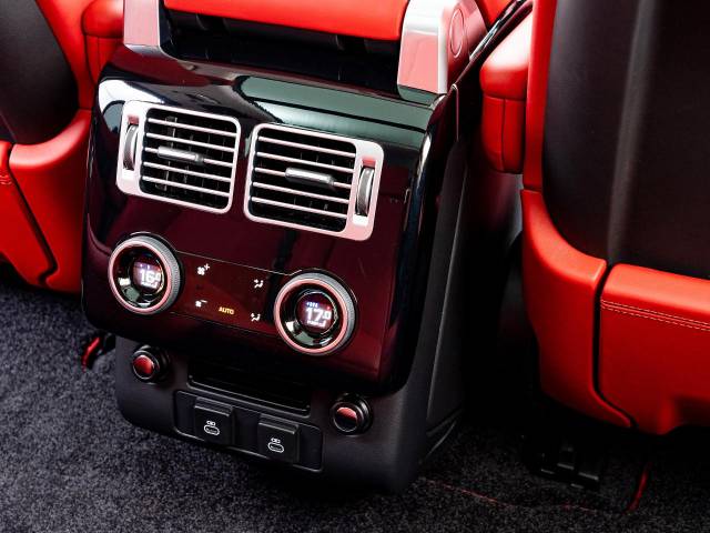 ランドローバー レンジローバー オートバイオグラフィー ５２５ＰＳ 1万Km 1,369.9万円(愛知県)[973]の中古車詳細