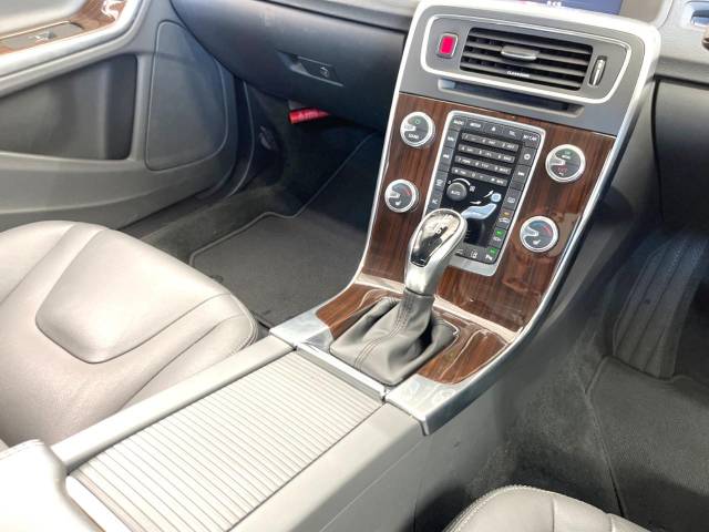 ボルボ Ｖ６０ Ｄ４ クラシック 4.5万Km (大阪府)[226]の中古車詳細