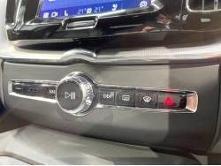 ＸＣ６０ Ｂ６ ＡＷＤ Ｒデザインの中古車画像