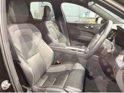 ＸＣ６０ Ｂ６ ＡＷＤ Ｒデザインの中古車画像