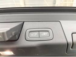 ＸＣ６０ Ｂ６ ＡＷＤ Ｒデザインの中古車画像