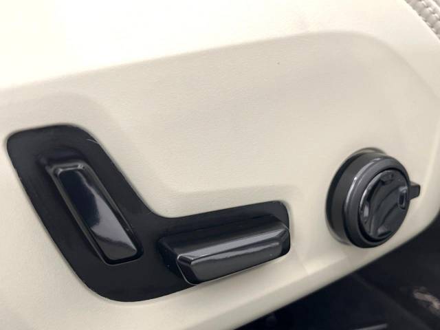 ボルボ Ｓ６０ Ｂ５ インスクリプション 1.4万Km (福岡県)[847]の中古車詳細