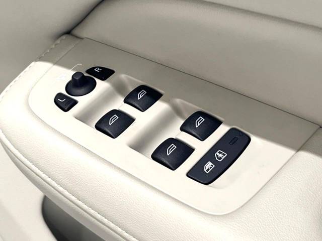 ボルボ Ｓ６０ Ｂ５ インスクリプション 1.4万Km (福岡県)[847]の中古車詳細