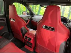 Ｆペイス ＳＶＲの中古車画像