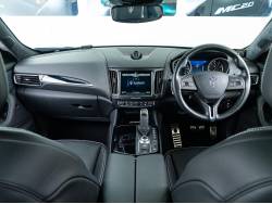 レヴァンテ グランルッソの中古車画像