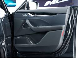 レヴァンテ グランルッソの中古車画像