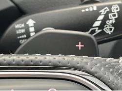 Ｑ３ ２．０ＴＦＳＩクワトロ２１１ＰＳ Ｓラインパッケージの中古車画像