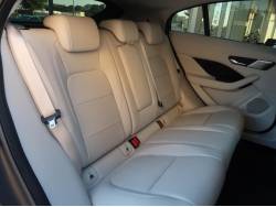 Ｉペイス ＳＥの中古車画像