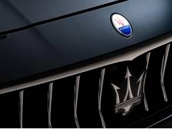 ギブリ グランルッソの中古車画像