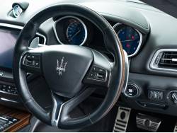 ギブリ グランルッソの中古車画像