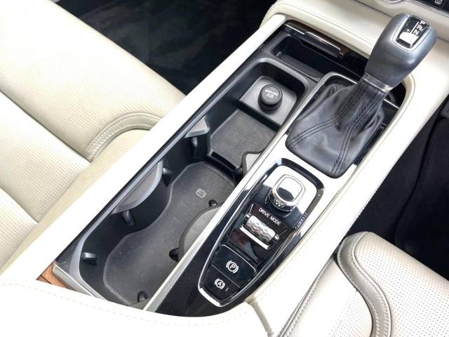 ボルボ Ｓ９０ Ｔ６ ＡＷＤ インスクリプション 5.3万Km (神奈川県)[895]の中古車詳細