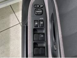 インプレッサスポーツワゴン １．５Ｒの中古車画像