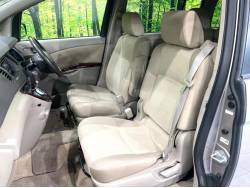 アイシス プラタナ Ｇエディションの中古車画像