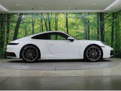 ９１１ ９１１カレラ４の中古車画像