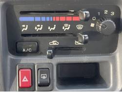 サンバーバン トランスポーターの中古車画像