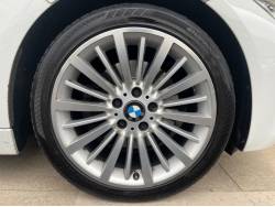 ３シリーズ ３２８ｉツーリング ラグジュアリーの中古車画像