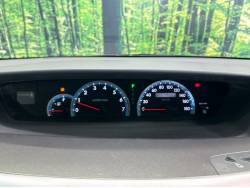 ヴォクシー Ｘ Ｖエディションの中古車画像