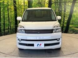 ヴォクシー Ｘ Ｖエディションの中古車画像