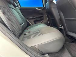 ジュリエッタ コンペティツィオーネ ホワイトエディションの中古車画像