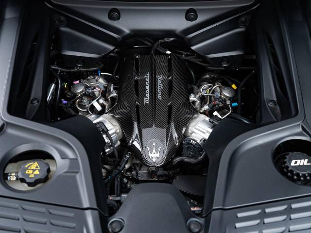 マセラティ ＭＣ２０ ベースグレード 0.2万Km 2,703.6万円(東京都)[122]の中古車詳細