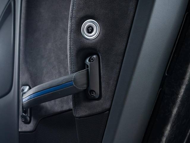 マセラティ ＭＣ２０ ベースグレード 0.2万Km 2,703.6万円(東京都)[122]の中古車詳細