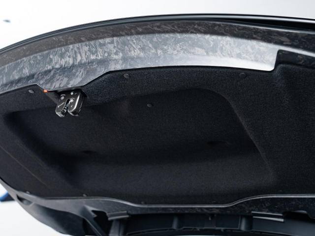 マセラティ ＭＣ２０ ベースグレード 0.2万Km 2,703.6万円(東京都)[122]の中古車詳細