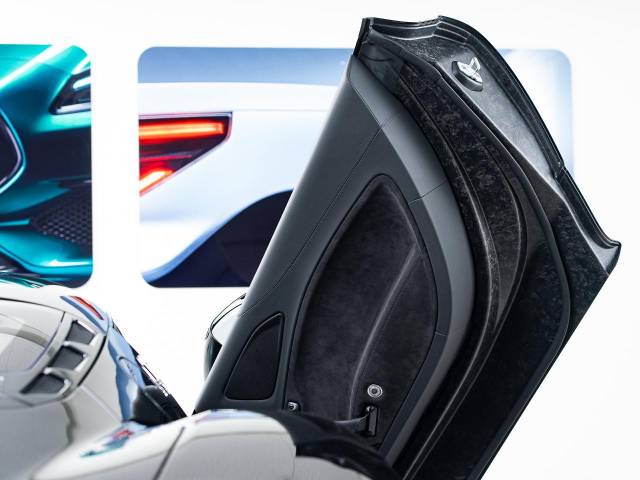 マセラティ ＭＣ２０ ベースグレード 0.2万Km 2,703.6万円(東京都)[122]の中古車詳細