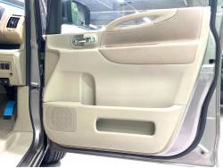 セレナ ２０Ｇの中古車画像