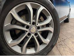 Ｃクラスステーションワゴン Ｃ２２０ｄ ステーションワゴン アバンギャルドの中古車画像