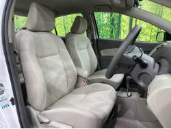 ベルタ Ｇの中古車画像