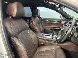 ７シリーズ ７４０ｉ Ｍスポーツの中古車画像