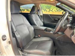 ＥＳ ＥＳ３００ｈの中古車画像