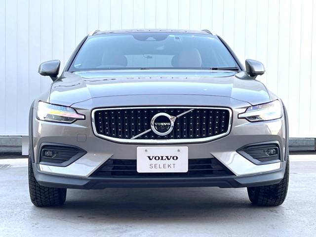 ボルボ Ｖ６０ クロスカントリー Ｂ５ ＡＷＤ プロ 1.8万Km (神奈川県)[426]の中古車詳細