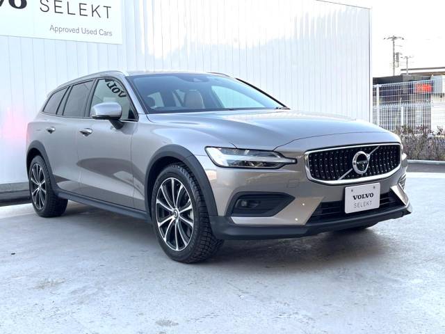 ボルボ Ｖ６０ クロスカントリー Ｂ５ ＡＷＤ プロ 1.8万Km (神奈川県)[426]の中古車詳細