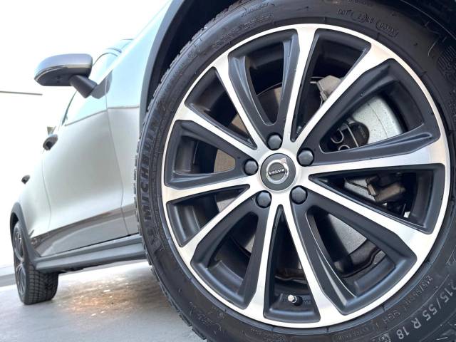 ボルボ Ｖ６０ クロスカントリー Ｂ５ ＡＷＤ プロ 1.8万Km (神奈川県)[426]の中古車詳細