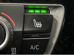 ３シリーズ ３２０ｉツーリング ラグジュアリーの中古車画像