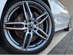 Ｅクラスステーションワゴン Ｅ２５０ ステーションワゴン アバンギャルド スポーツ（本革仕様）の中古車画像