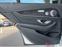 Ｅクラスステーションワゴン Ｅ２５０ ステーションワゴン アバンギャルド スポーツ（本革仕様）の中古車画像