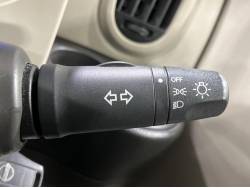 キューブ １５Ｓ ＦＯＵＲの中古車画像