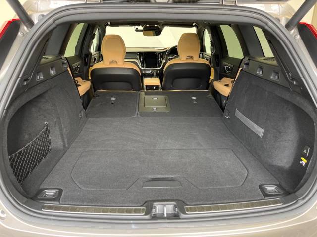 ボルボ Ｖ６０ Ｔ５ インスクリプション 3.9万Km (大阪府)[534]の中古車詳細