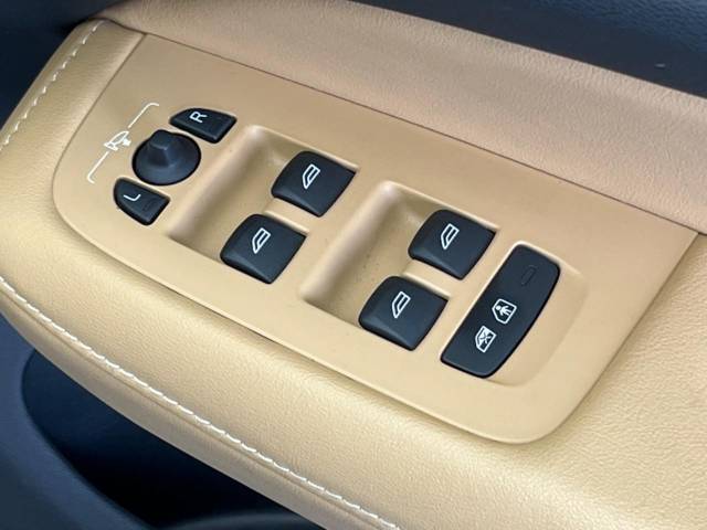 ボルボ Ｖ６０ Ｔ５ インスクリプション 3.9万Km (大阪府)[534]の中古車詳細