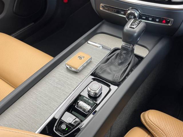 ボルボ Ｖ６０ Ｔ５ インスクリプション 3.9万Km (大阪府)[534]の中古車詳細