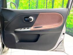 ノート １５ ブラウニーインテリアの中古車画像