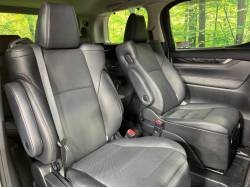 アルファードハイブリッド ハイブリッドＳＲ サイドリフトアップチルトシート装着車の中古車画像