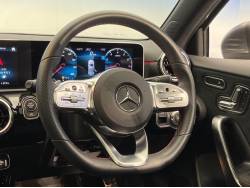 Ａクラス Ａ１８０ スタイル ＡＭＧラインの中古車画像