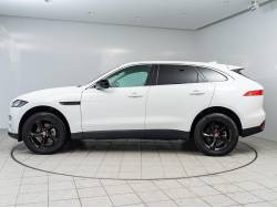 Ｆペイス ピュアの中古車画像