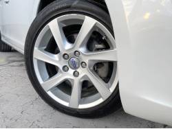 Ｖ６０ ラグジュアリーエディションの中古車画像