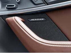 Ｆタイプ Ｒ－ダイナミック クーペの中古車画像