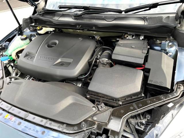 ボルボ Ｖ４０ クロスカントリー Ｔ５ ＡＷＤ サマム 2.3万Km (神奈川県)[001]の中古車詳細