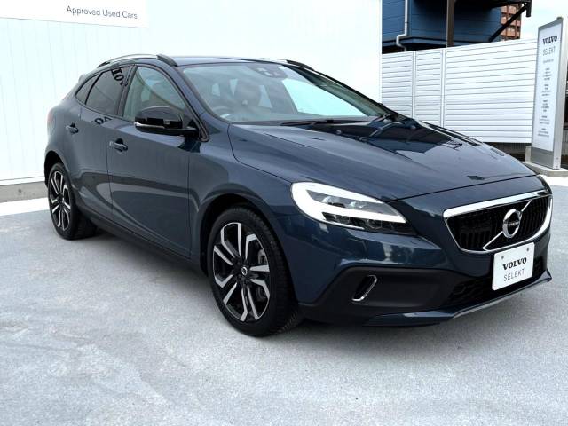 ボルボ Ｖ４０ クロスカントリー Ｔ５ ＡＷＤ サマム 2.3万Km (神奈川県)[001]の中古車詳細